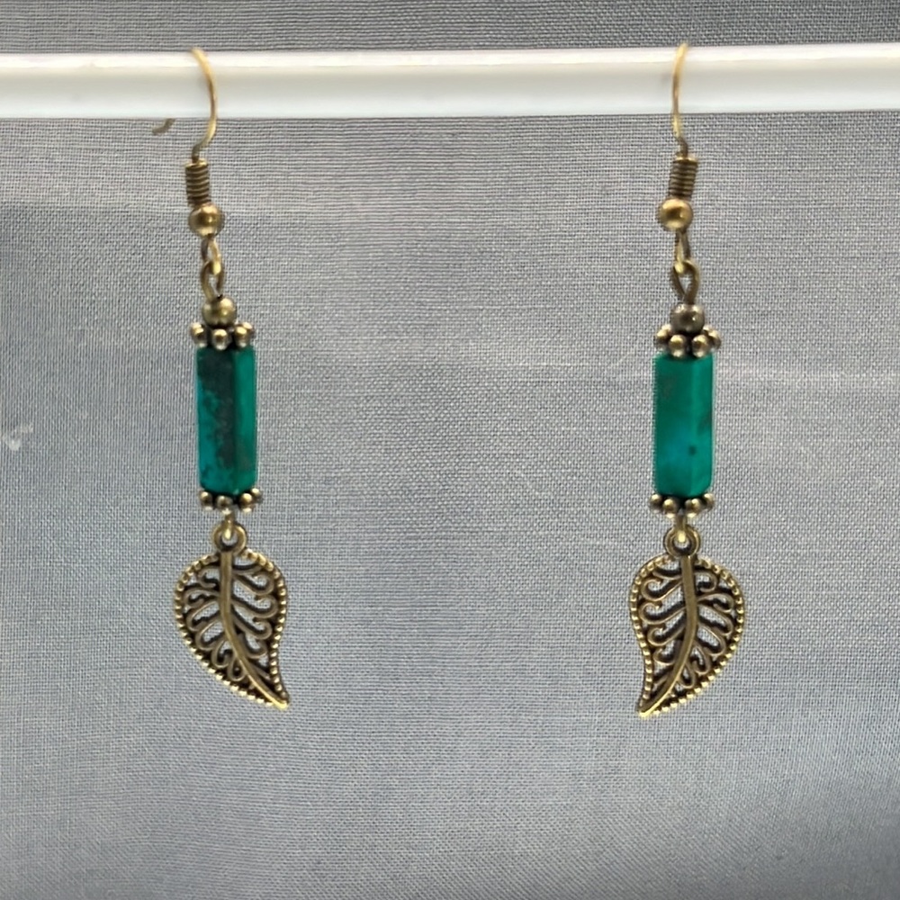 22094 Turquoise Earrings